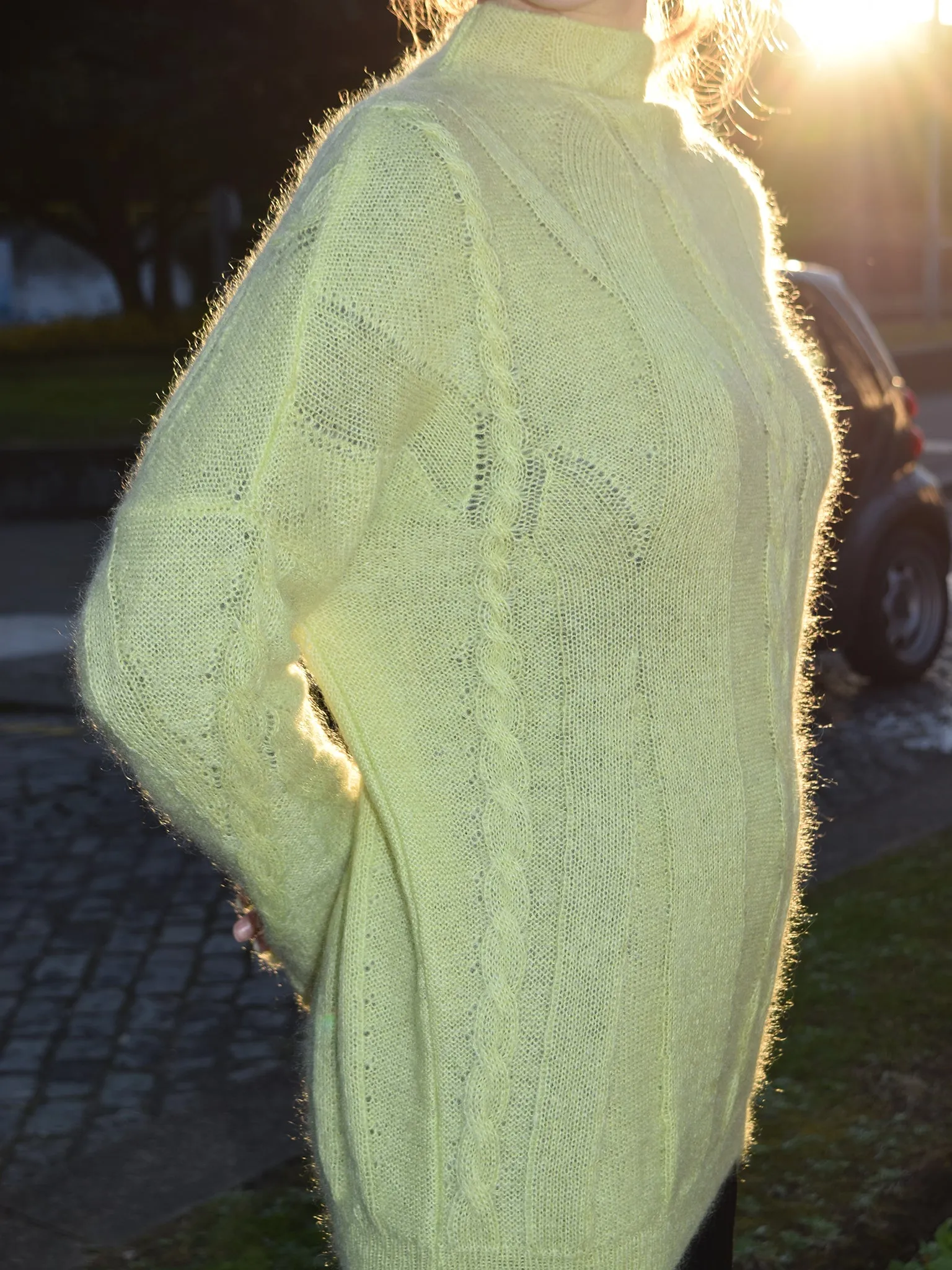 Cable pullover, lime