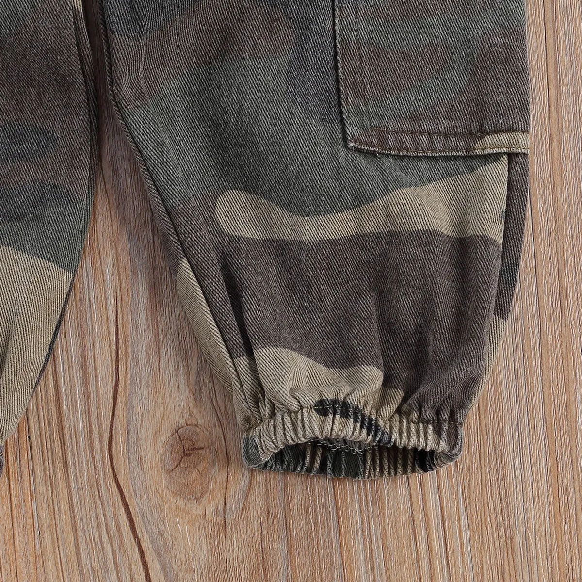 Girls' Stylish Camouflage & Tie-Dye Two-Piece Outfit