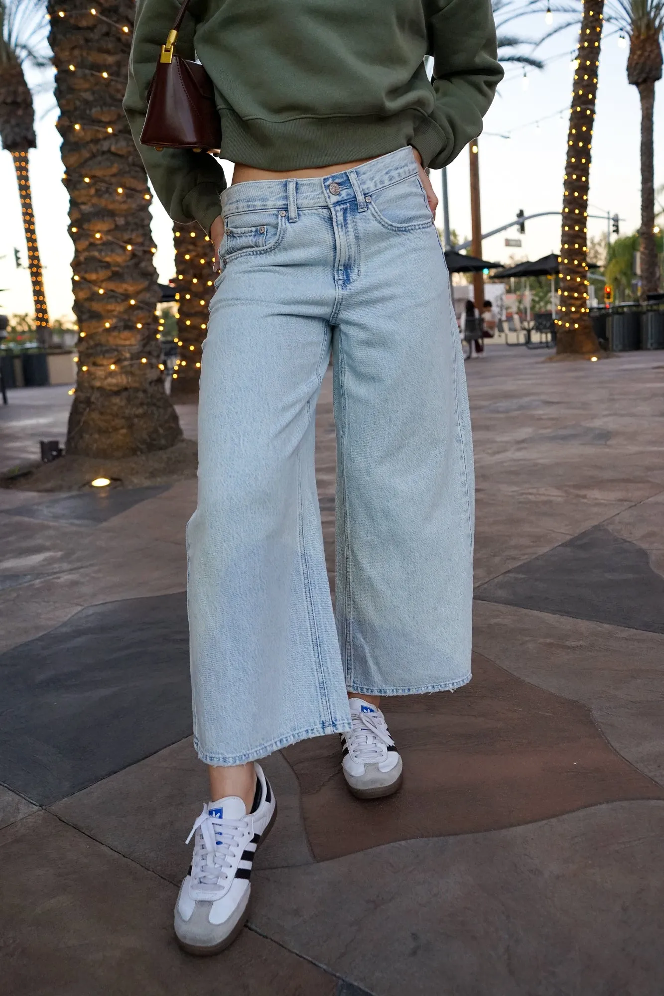 High Rise Wide Leg Cropped Jeans - Indigo Antique